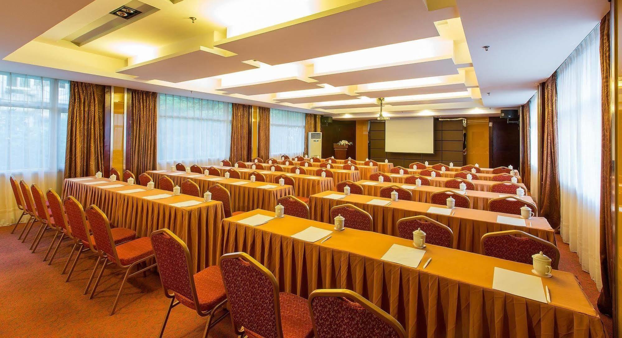 Yijin Villa Hotel Yichang Exterior photo